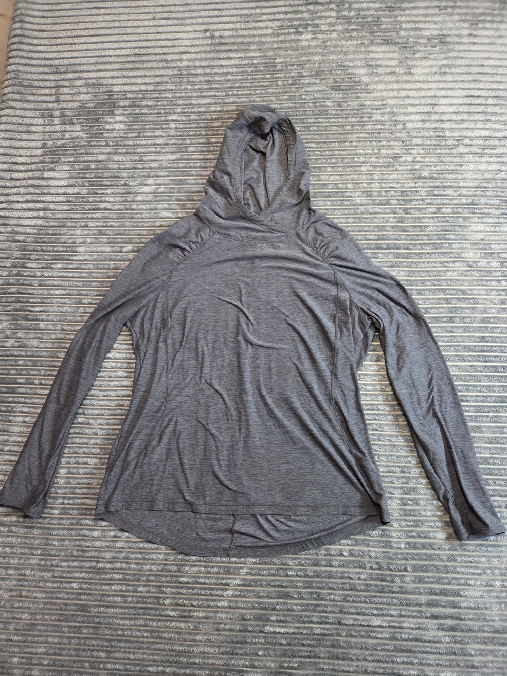 Danskin Now Heather Gray Lightweight Hooded Pullover